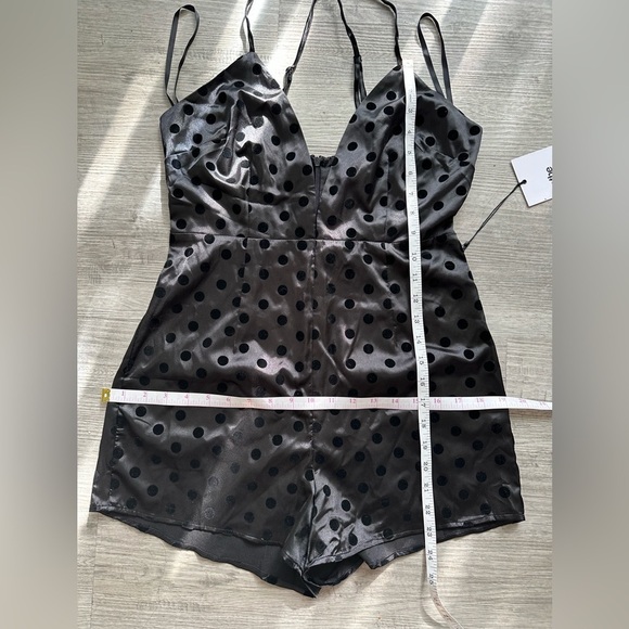 By the way Chic Black Polka Dot Romper - Picture 3 of 5